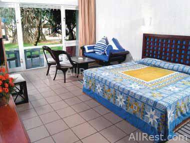 Blue Oceanic Beach Hotel 2